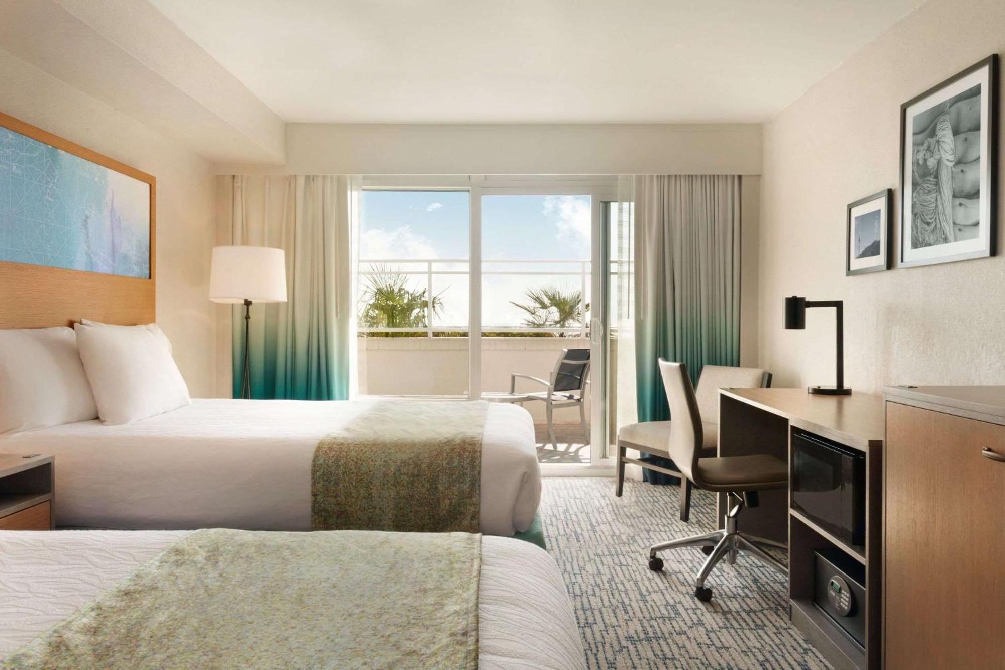 Surfbreak Virginia Beach Oceanfront, Ascend Hotel Collection Exterior photo